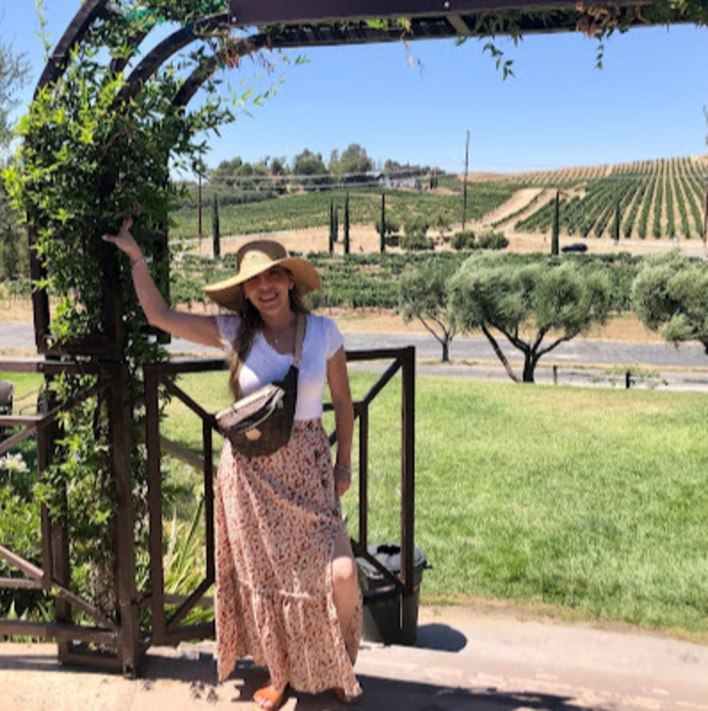Meet your Posher, Maria